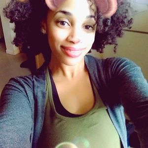 Meet your Posher, Celeste